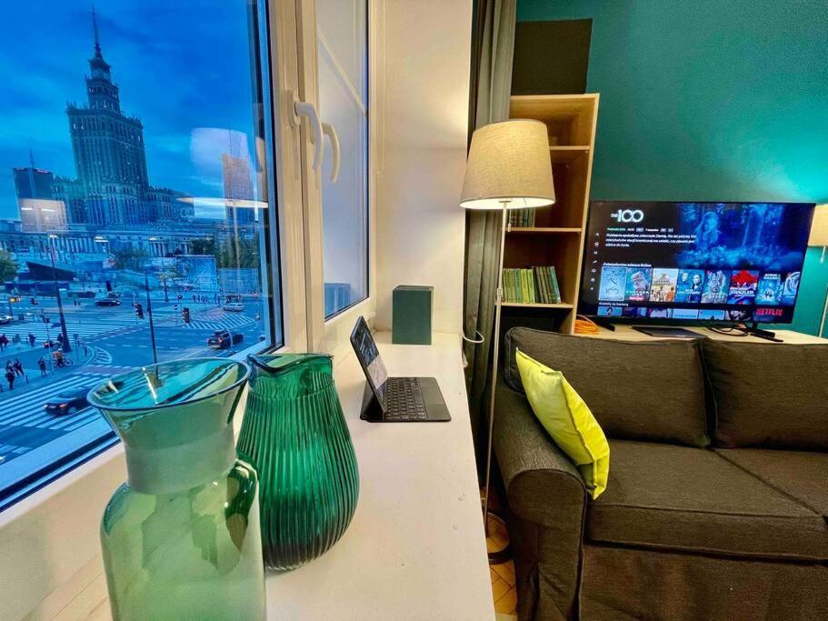 דירות ורשה Super Square Metro X2 Fast Wifi 55'Tv Netflix Hbo Appletv+ Amazontv מראה חיצוני תמונה
